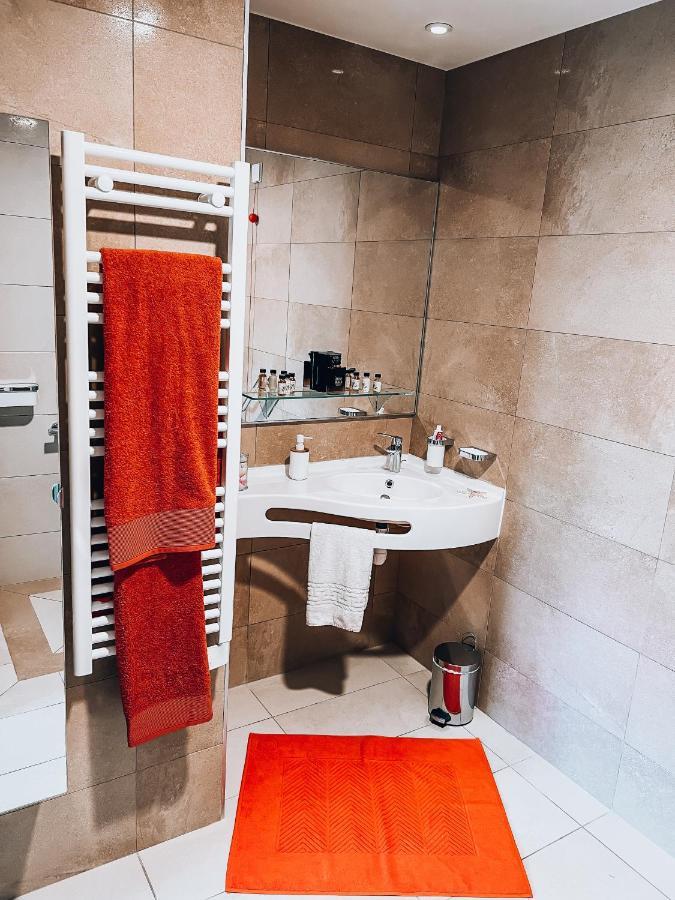 Résidence Villa Sully Uzès Esterno foto